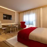Lorentes Hotel