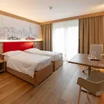 Lorentes Hotel 3*