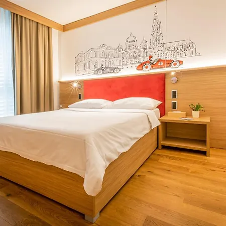 Lorentes Hotel 3*